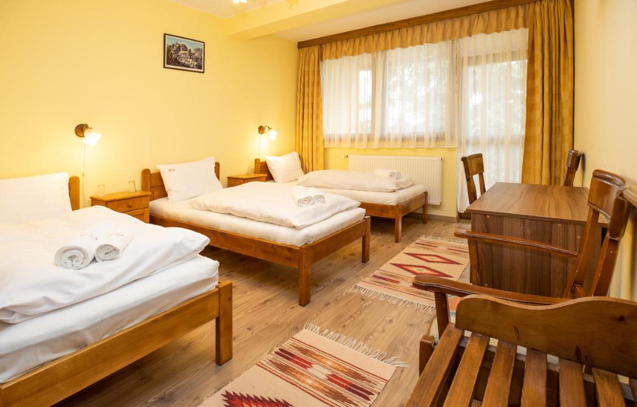 Hajdúszoboszló Julia Panzio B&B 외부 사진