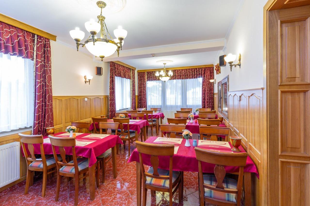 Hajdúszoboszló Julia Panzio B&B 외부 사진